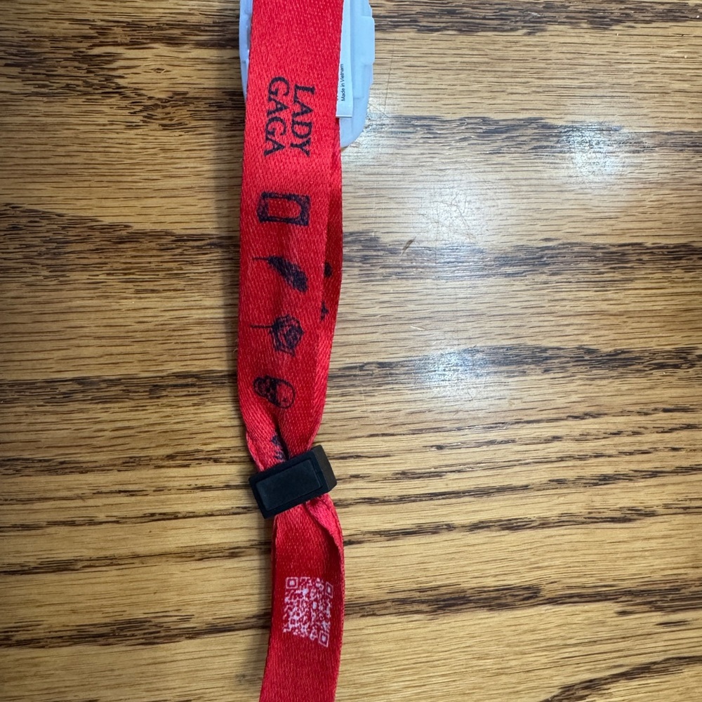 Madison Square Garden MSG 3/19 Concert Wristband Lady Gaga PixMob LED Band